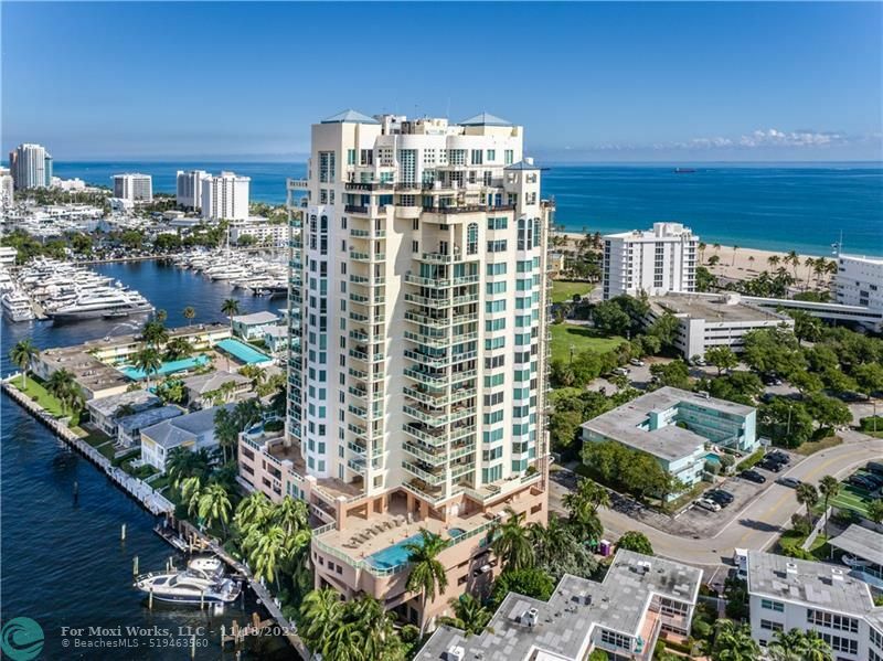 Property Photo:  3055 Harbor Dr 1602  FL 33316 