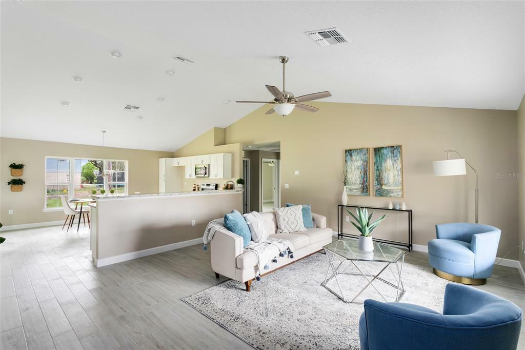 Property Photo:  41331 Tarpon Avenue  FL 32784 