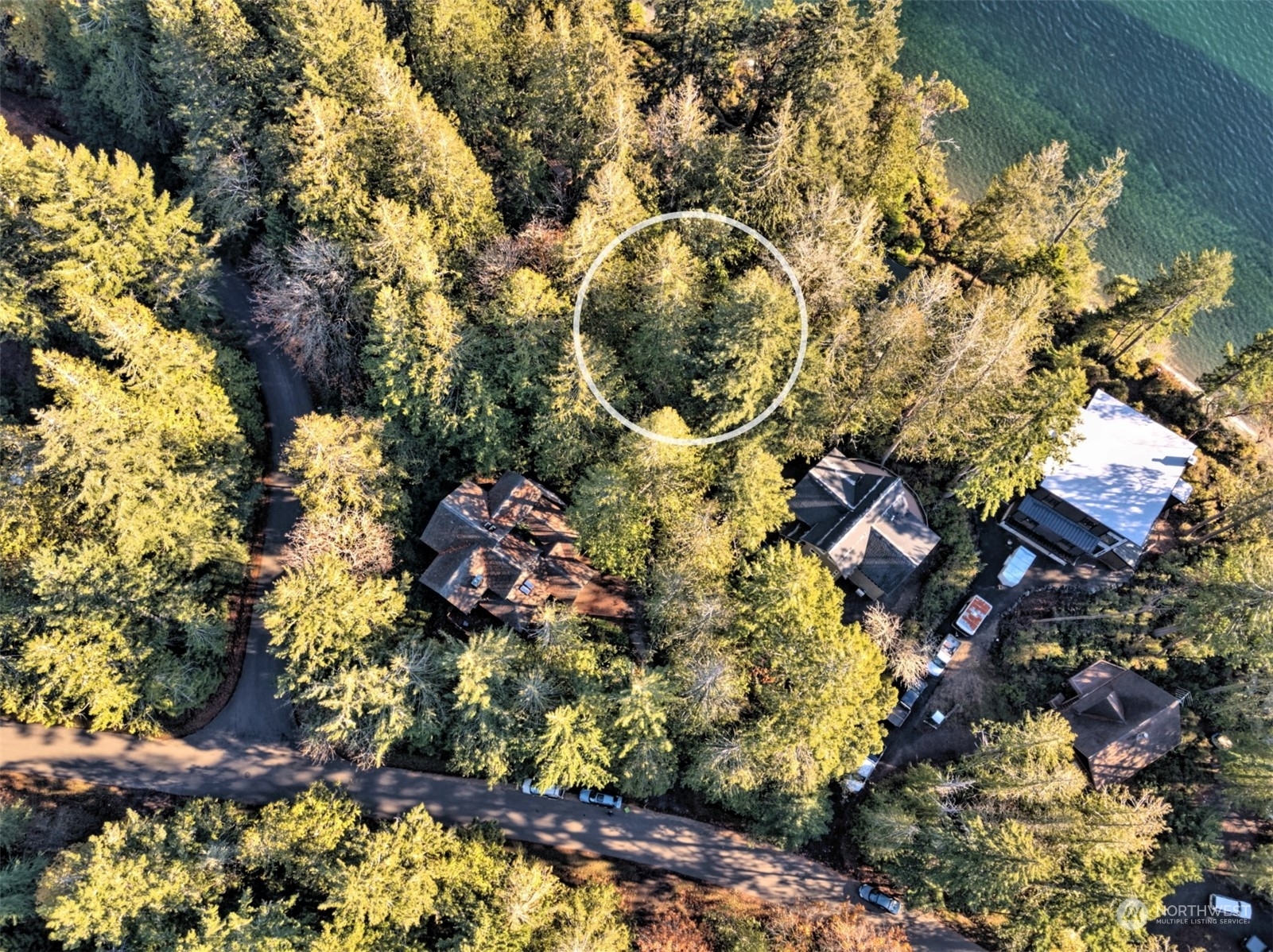 Property Photo:  432 E Pointes Drive E  WA 98584 