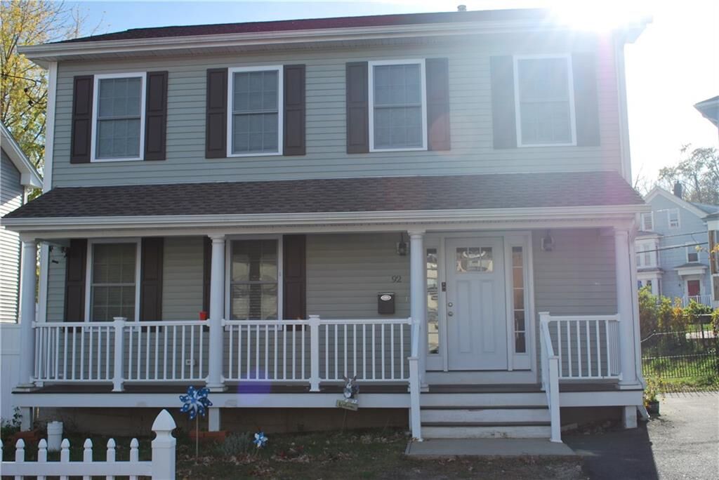 Property Photo:  92 Henrietta St  RI 02904 