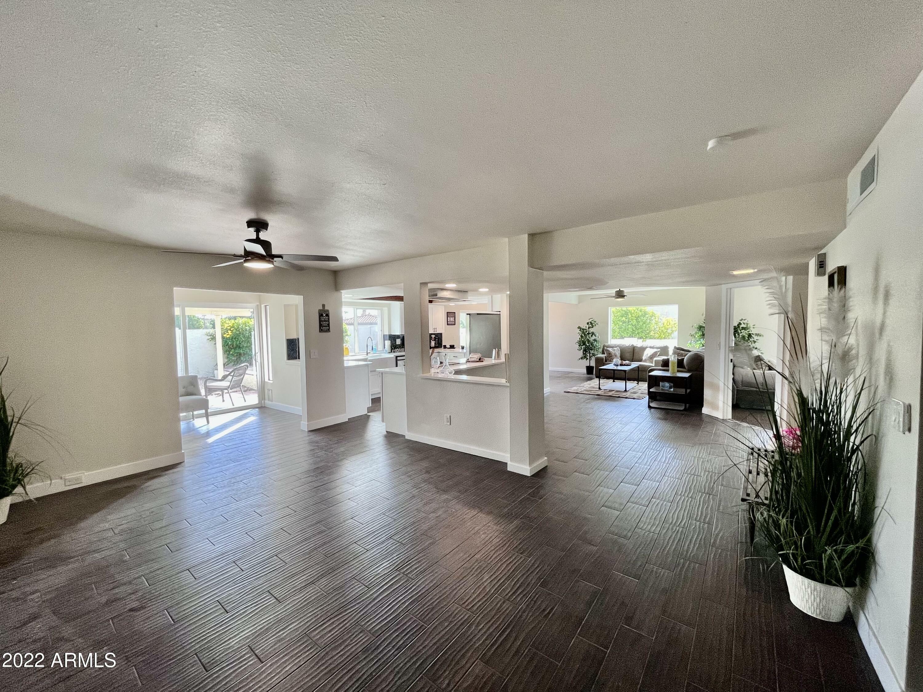 Property Photo:  1731 E Frier Drive  AZ 85020 