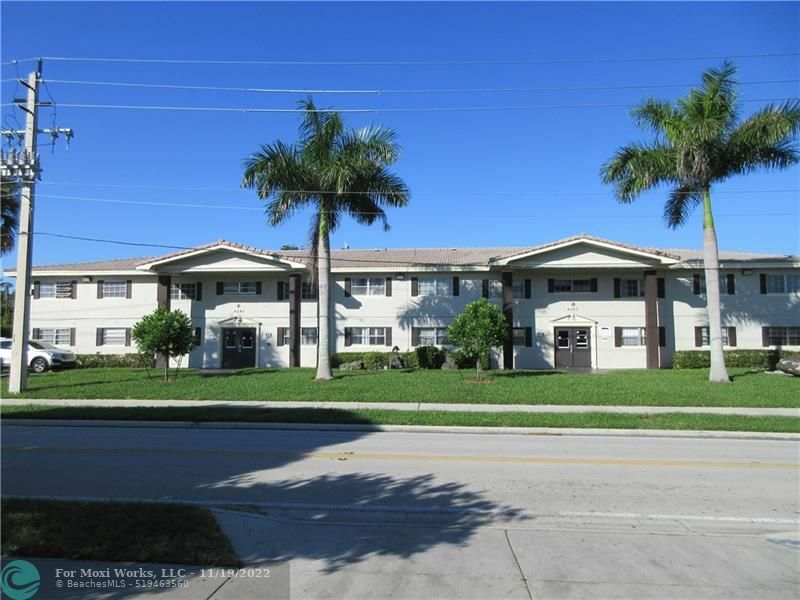 Property Photo:  4240 Woodside Dr 4  FL 33065 