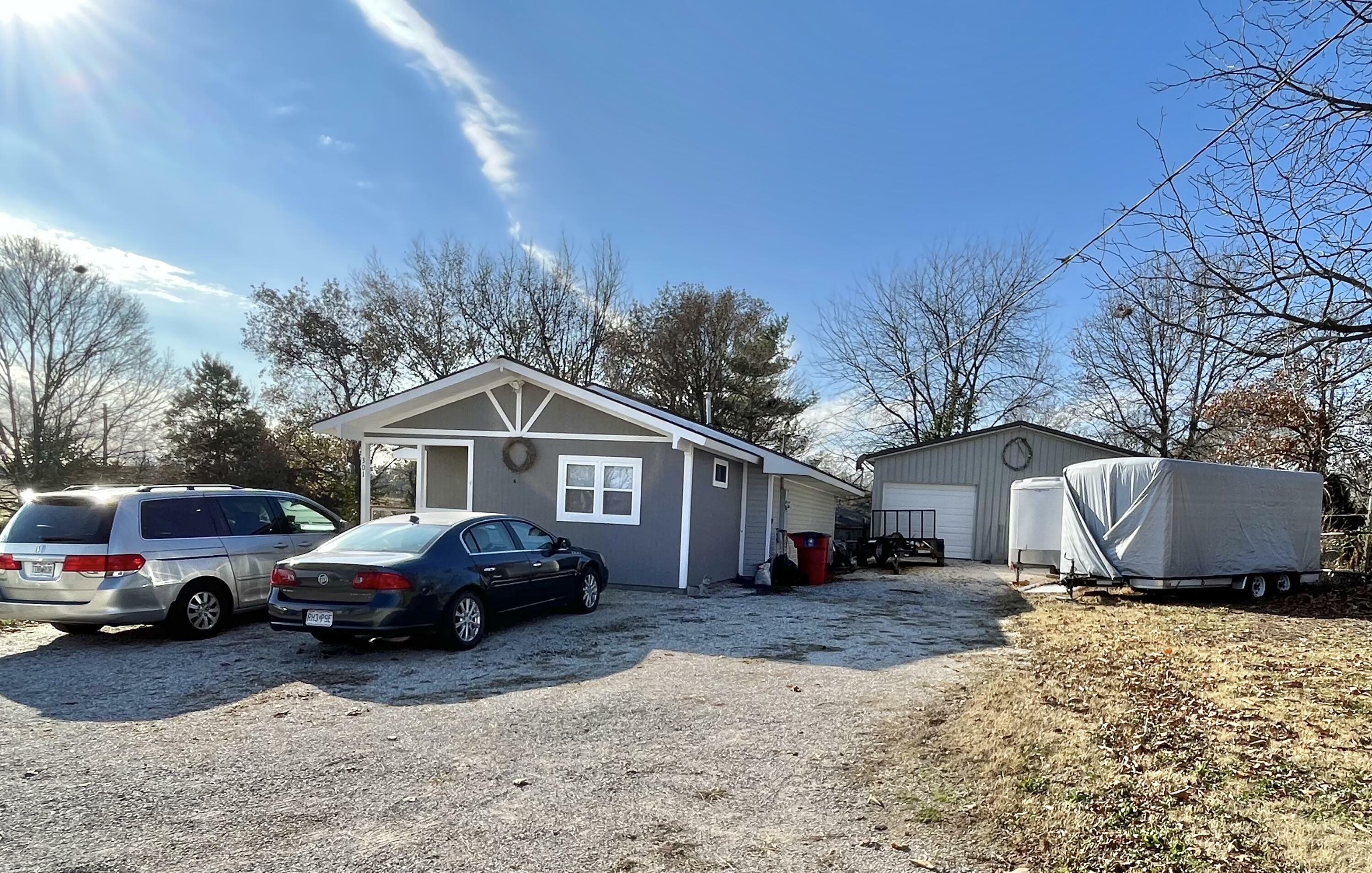 301 S Summit Street  Exeter MO 65647 photo