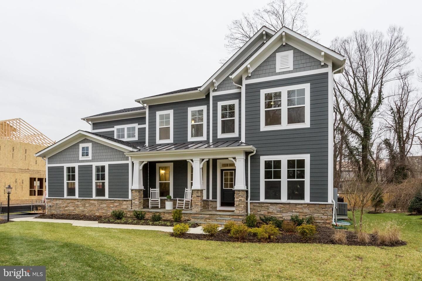 Property Photo:  245 Hillside Circle SW  VA 22180 