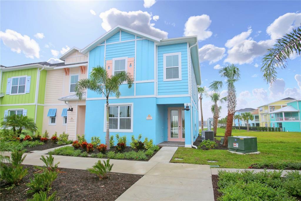 Property Photo:  2952 On The Rocks Point  FL 34747 