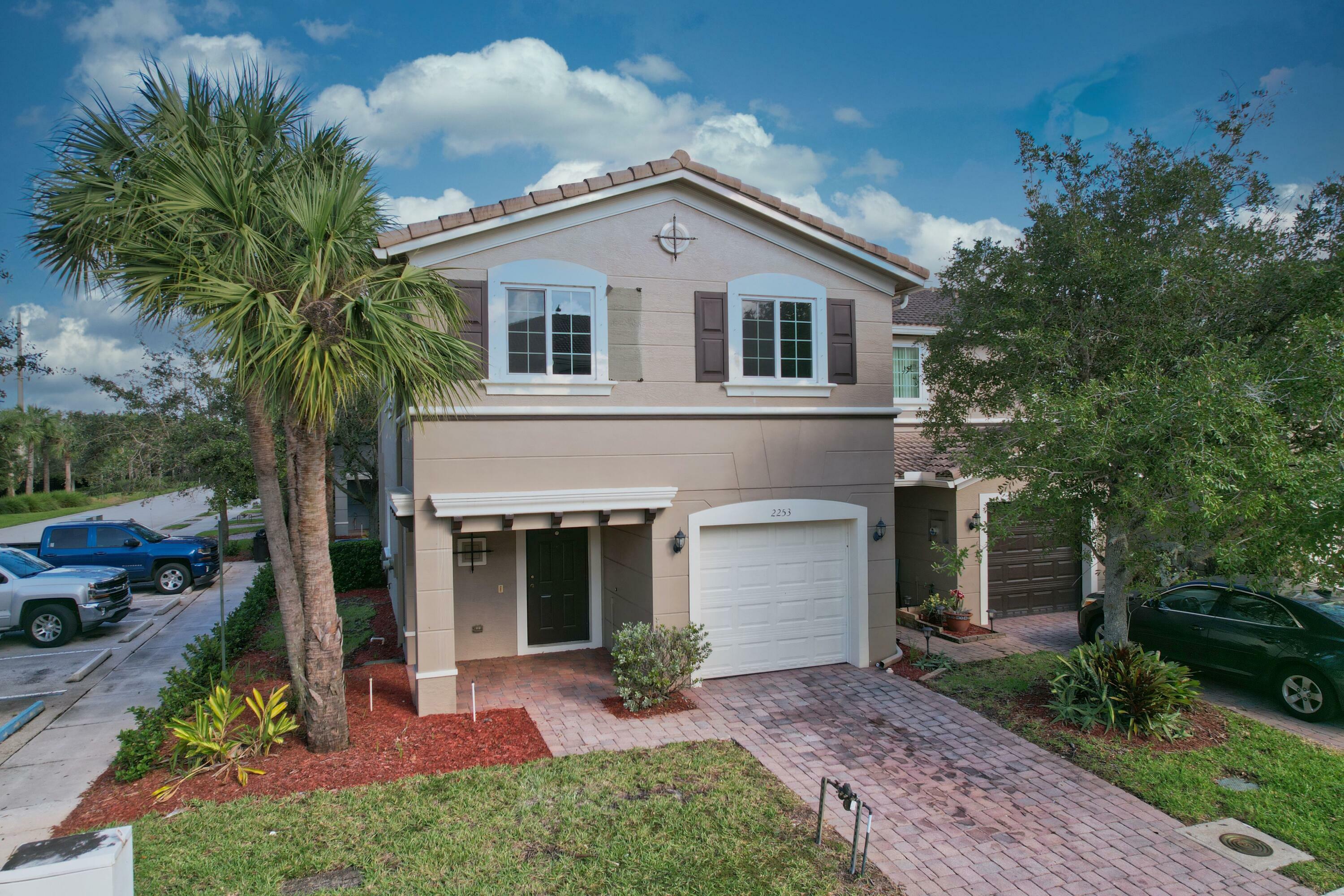 Property Photo:  2253 SW Portsmouth Lane  FL 34953 