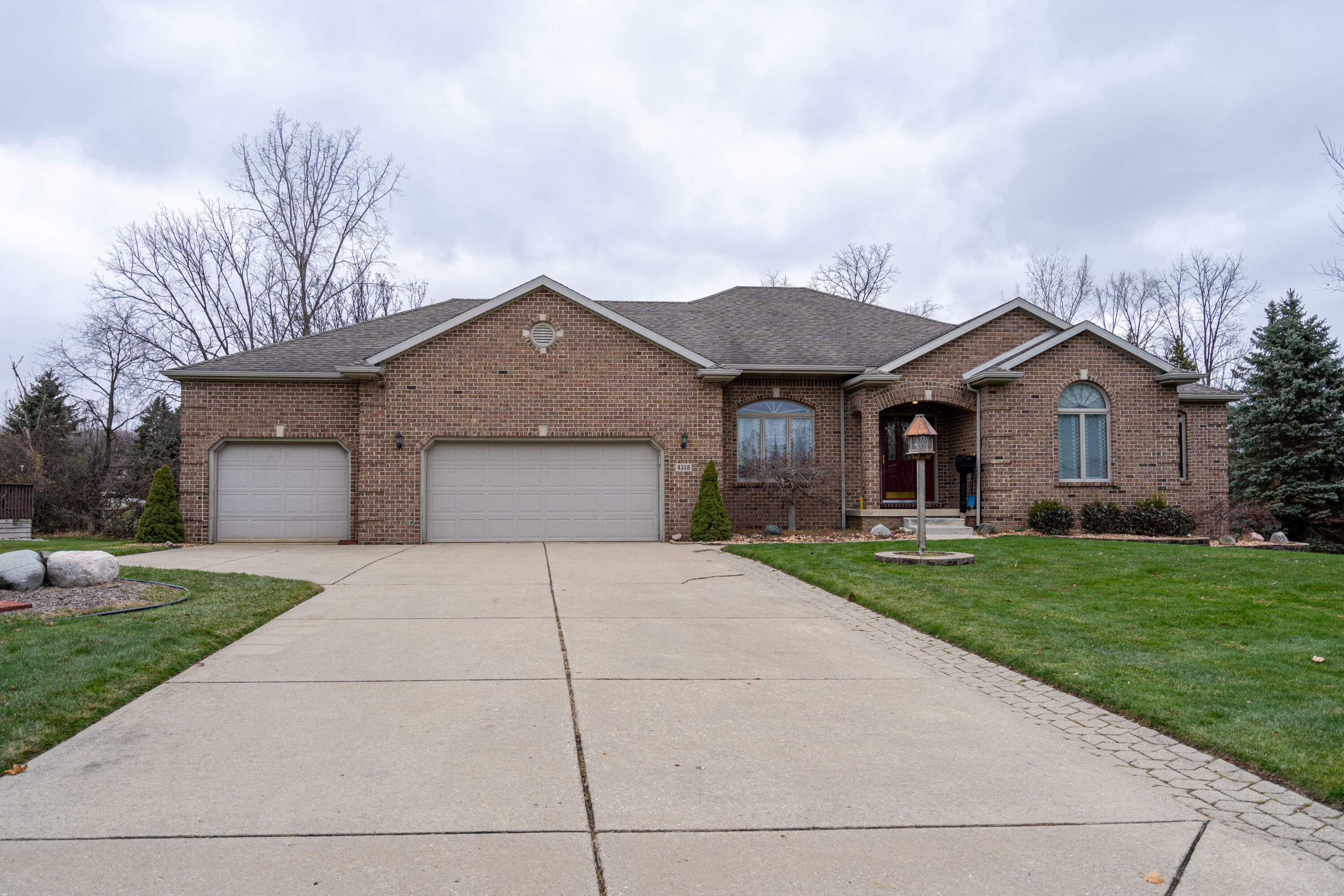 4338 Foal Street  Lansing MI 48906 photo