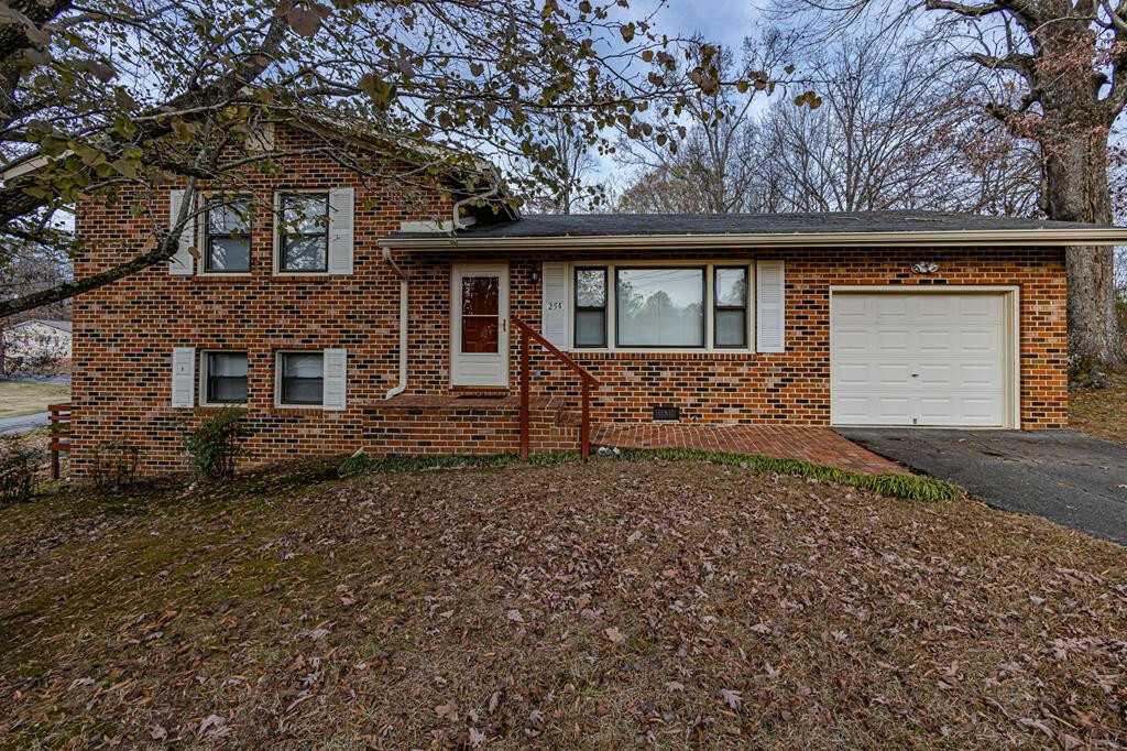 Property Photo:  254 Toomey Street  TN 37331 