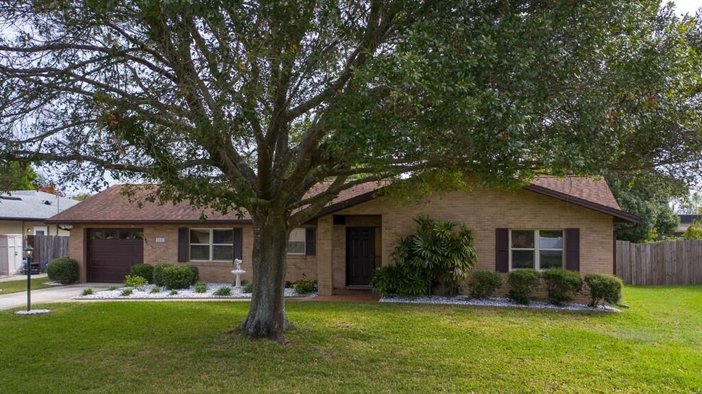 Property Photo:  1931 Viking Avenue  FL 32725 