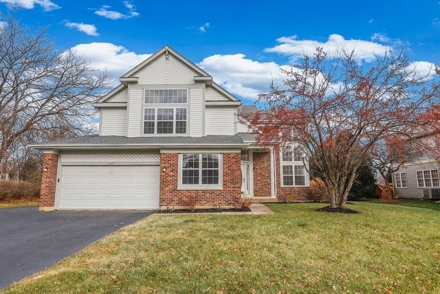 Property Photo:  1715 Village Court  IL 60014 