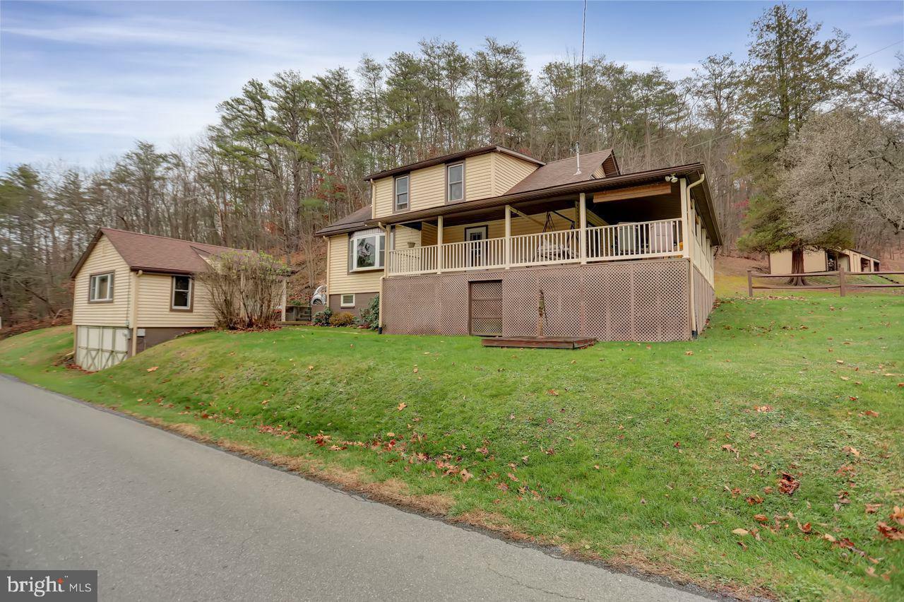 Property Photo:  1751 Pisgah State Road  PA 17090 