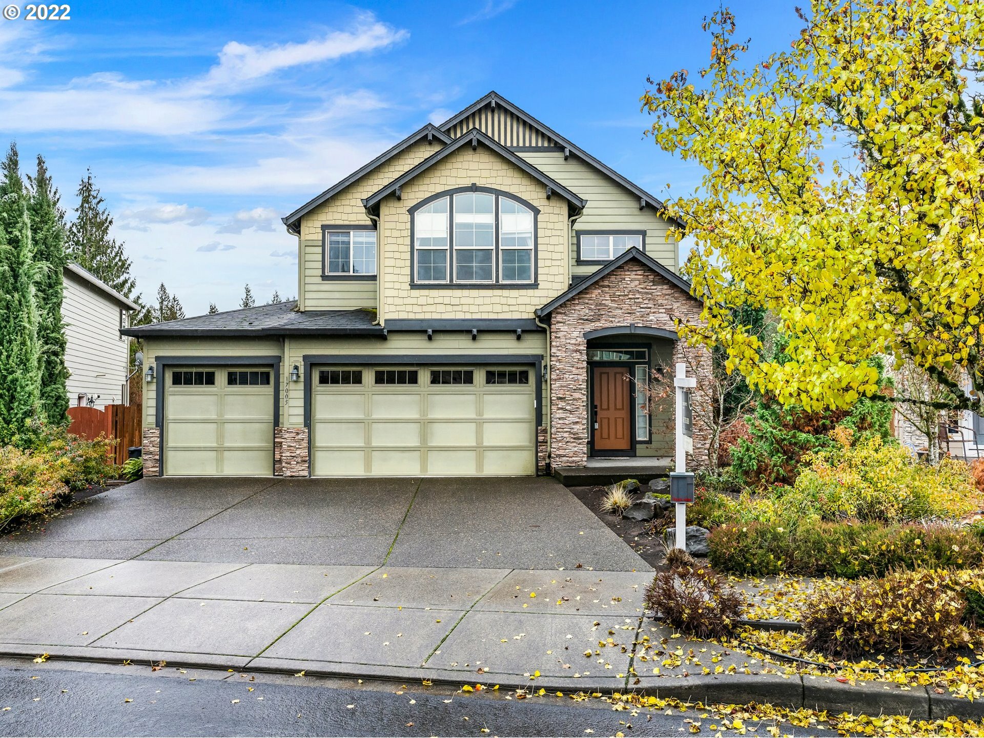 Property Photo:  17005 NE 33rd Ave  WA 98642 