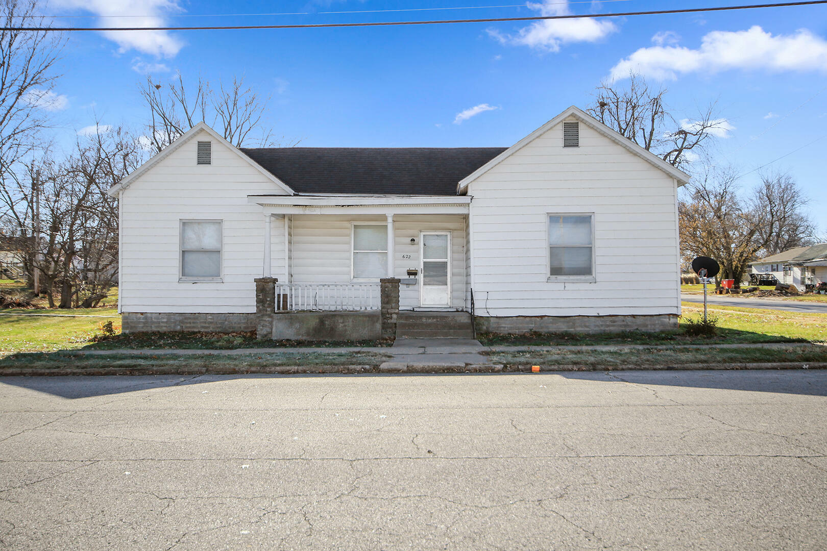 Property Photo:  622 W Breckenridge  MO 65265 