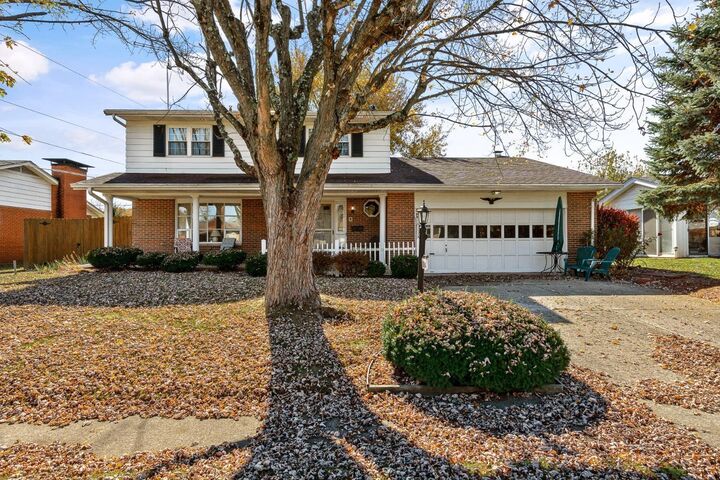 1106 Mayfair Dr  Wilmington OH 45177 photo