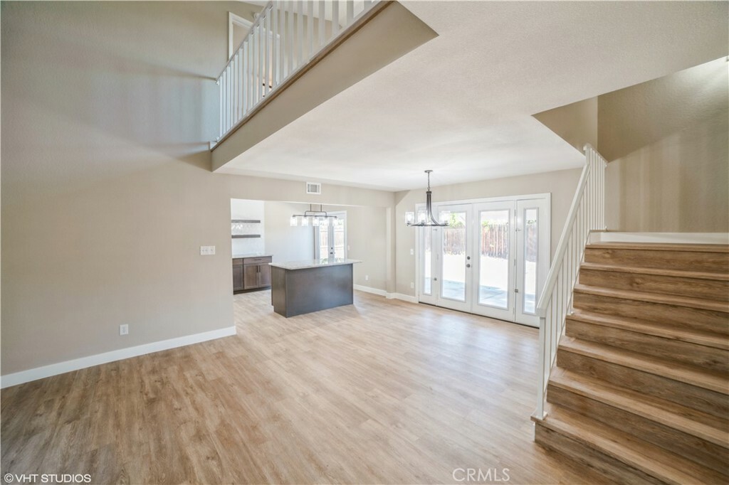 Property Photo: 11137 Thames Court CA 92503