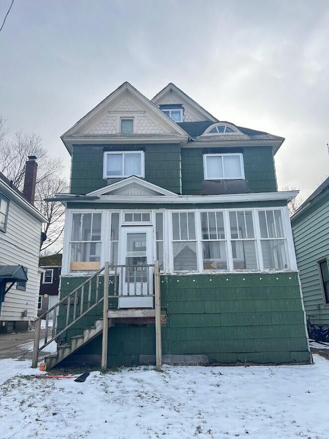 Property Photo:  717 Eureka St  MI 49783 