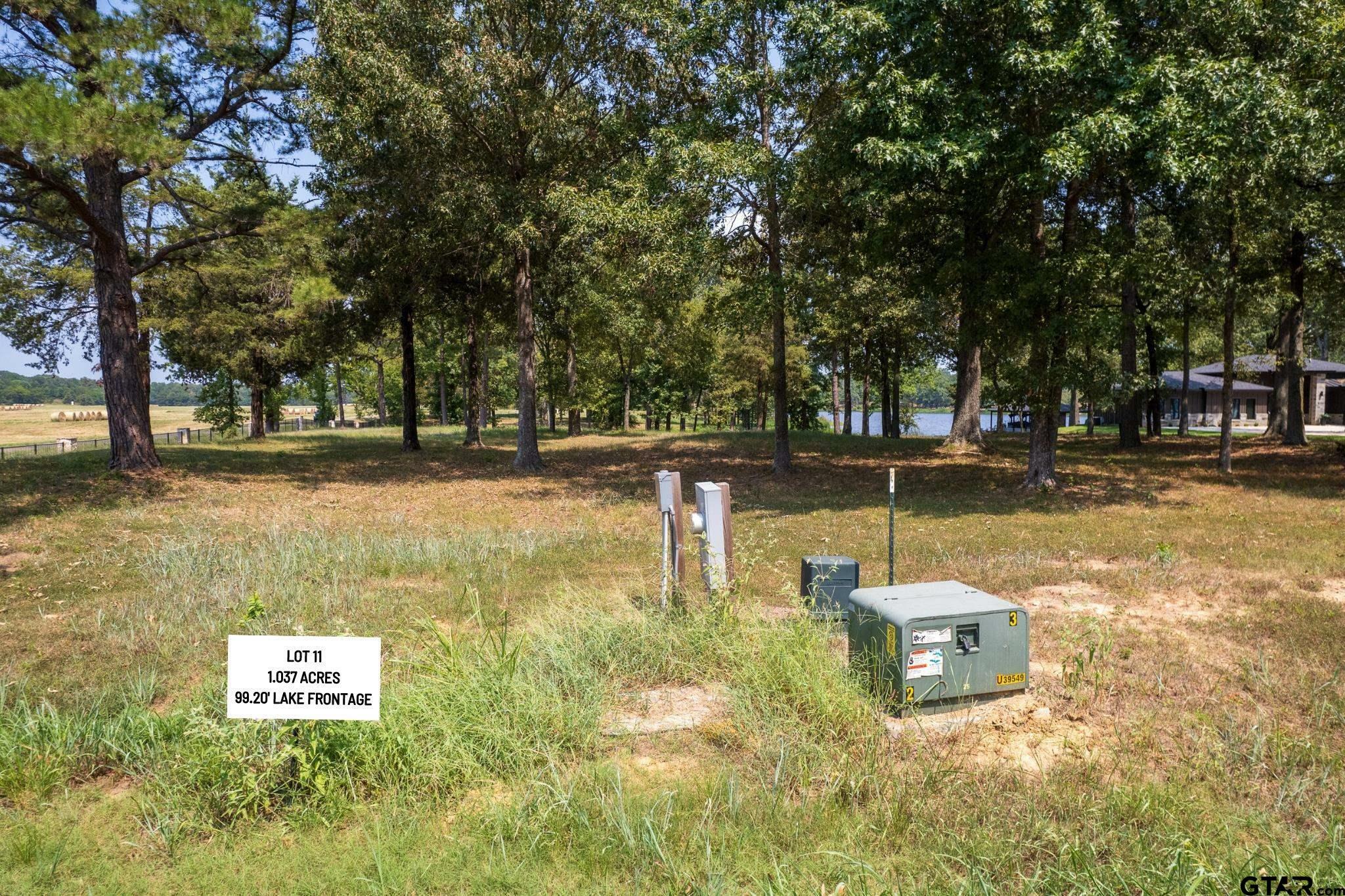 Property Photo:  Lot 11 Eagle'S Nest Circle  TX 75457 