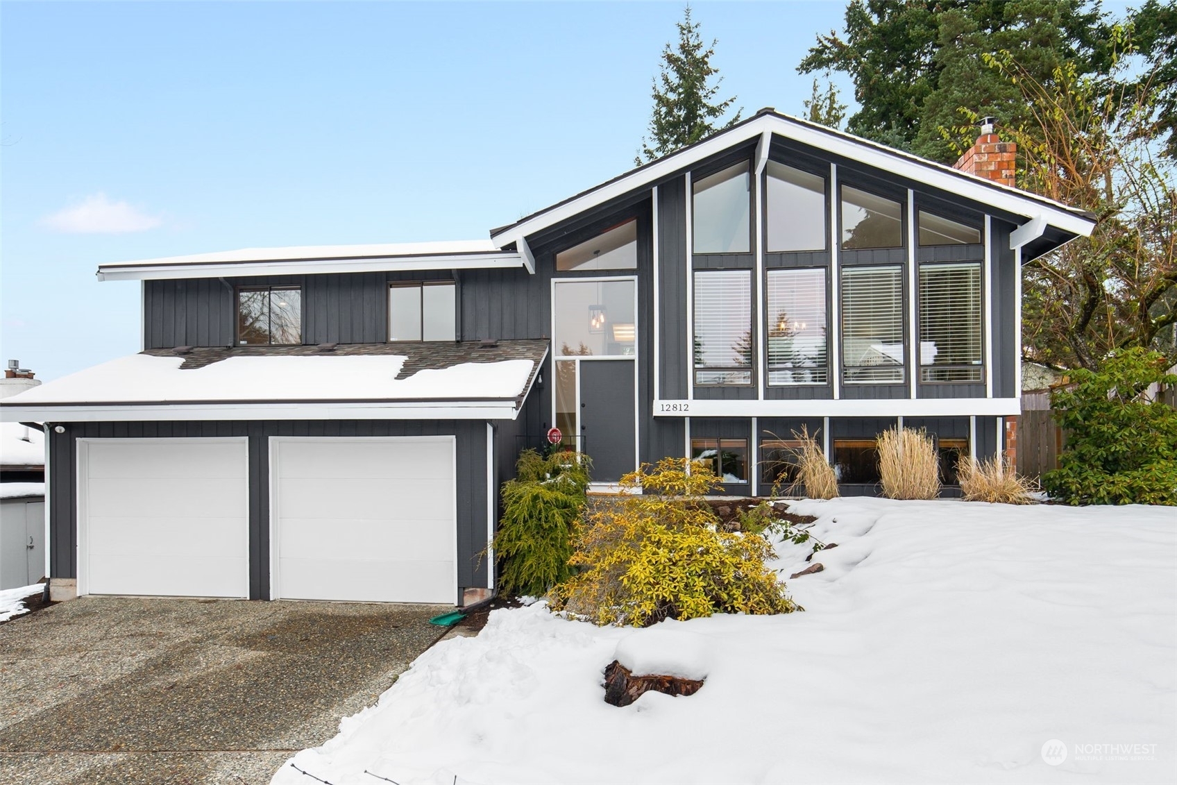 Property Photo:  12812 NE 111th Place  WA 98033 