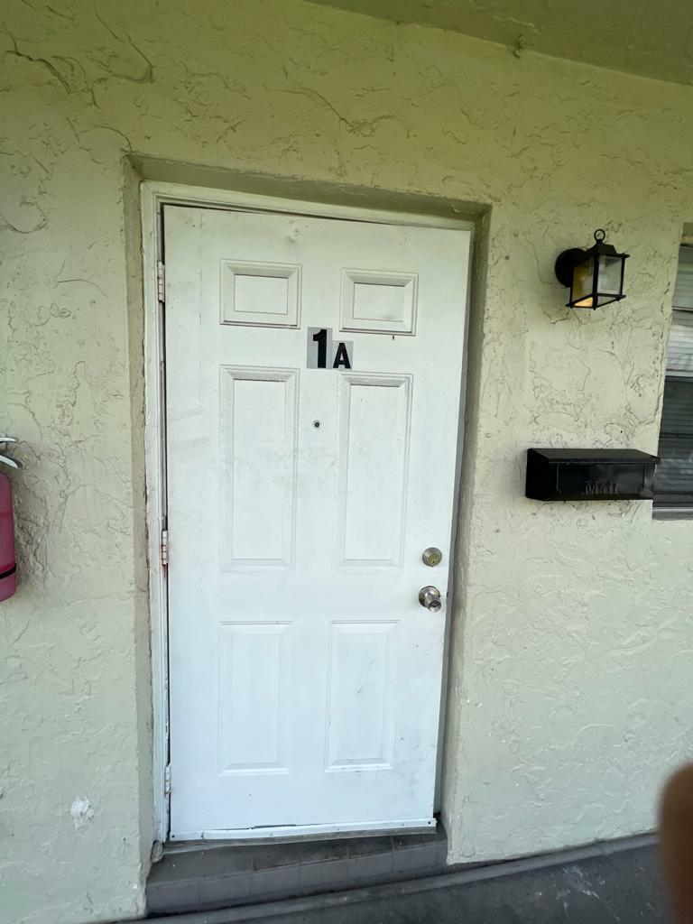 Property Photo:  440 NE 30th Street 1A  FL 33064 