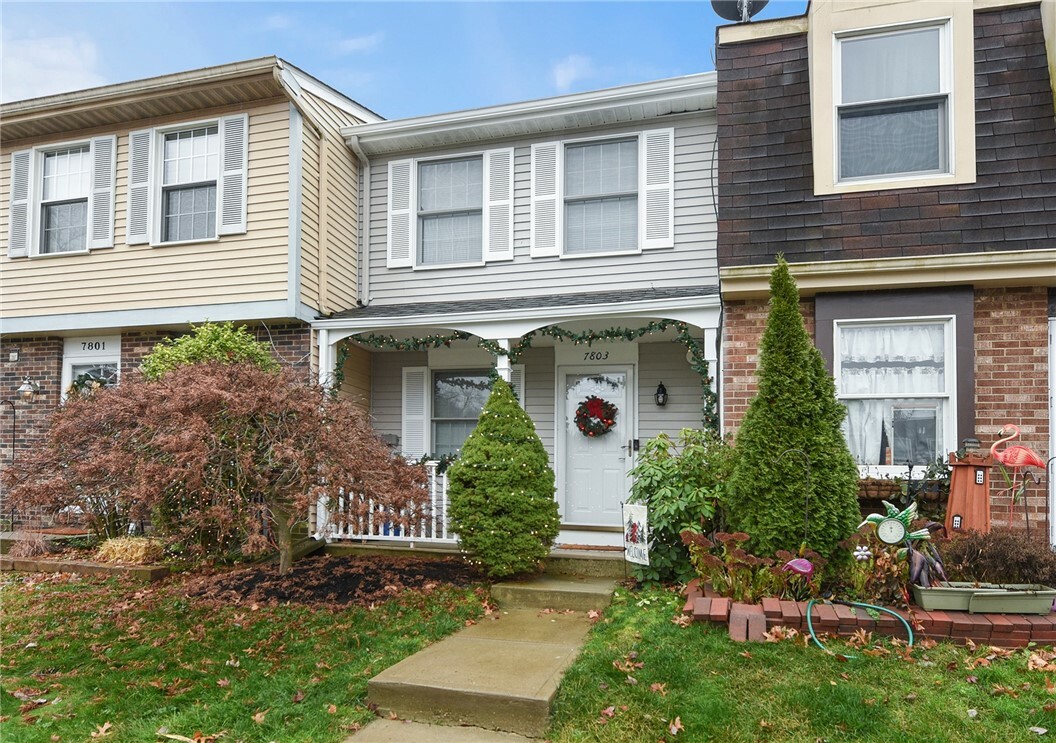 Property Photo:  7803 Lafayette Square  PA 15001 