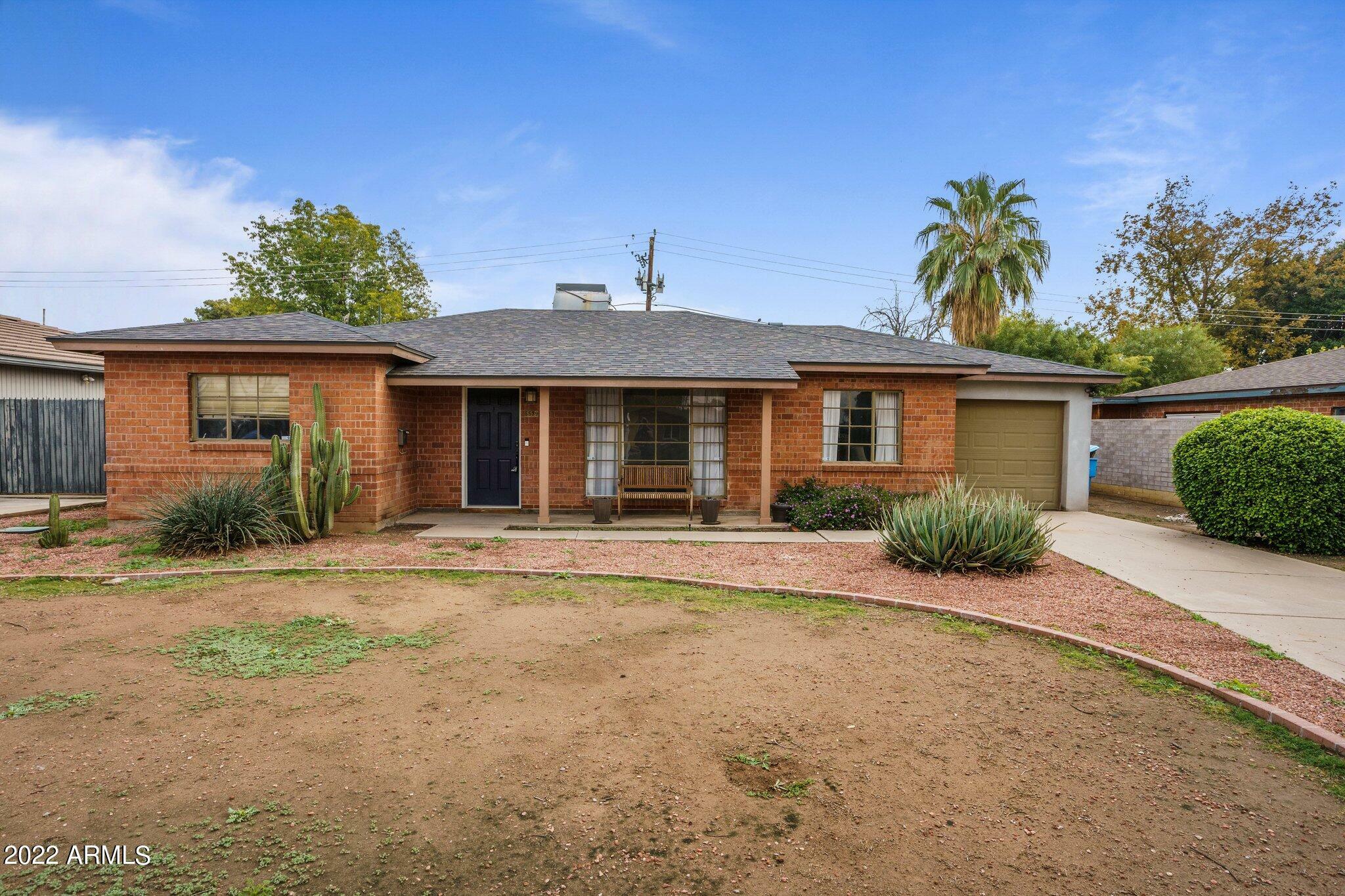 Property Photo:  5539 N 19th Street  AZ 85016 