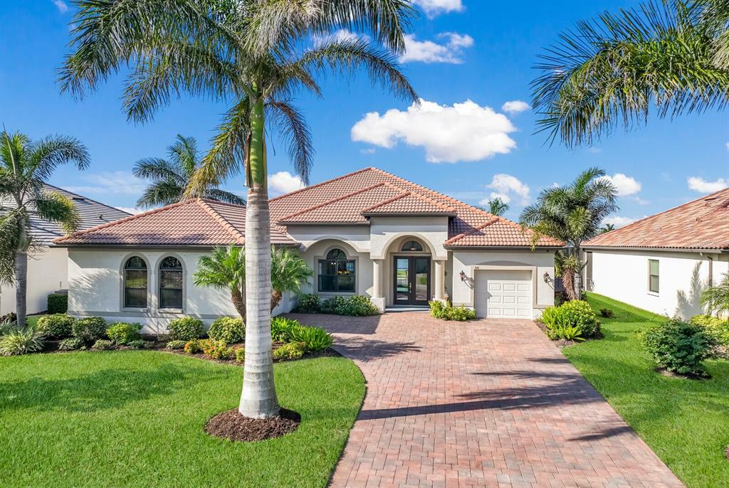 Property Photo: 948 145th Street Circle NE FL 34212