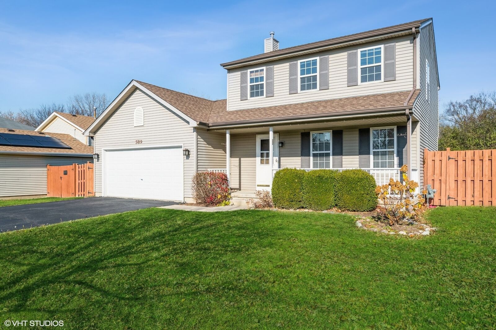 Property Photo:  589 Indian Trail Road  IL 60002