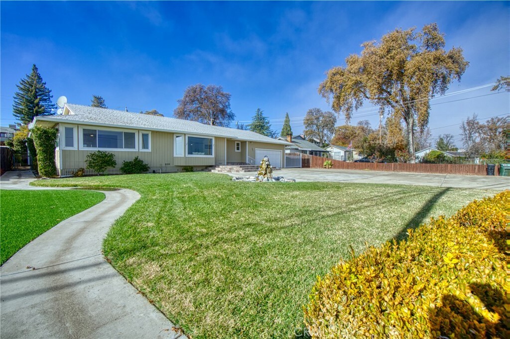 Property Photo:  2075 Lakeshore Boulevard  CA 95453 