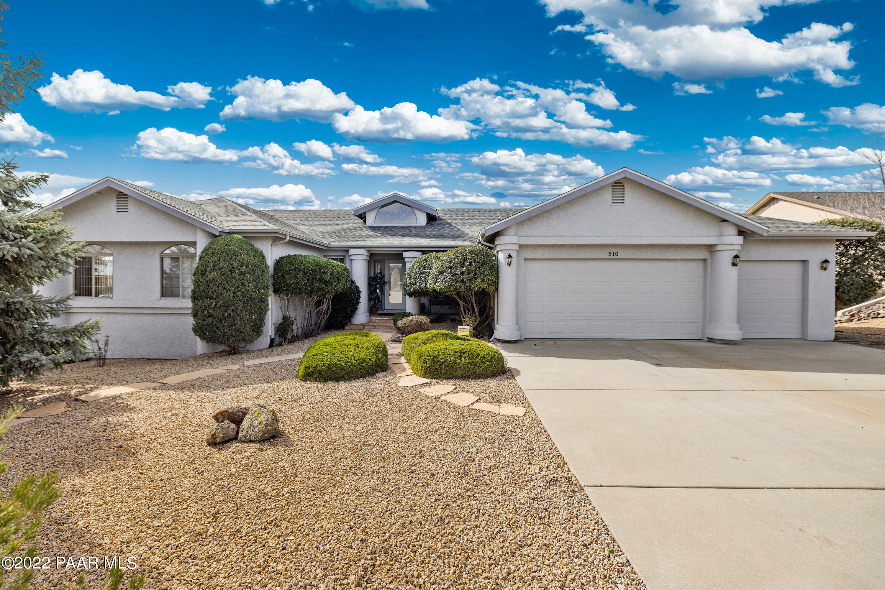 Property Photo:  510 Miracle Rider Road  AZ 86301 