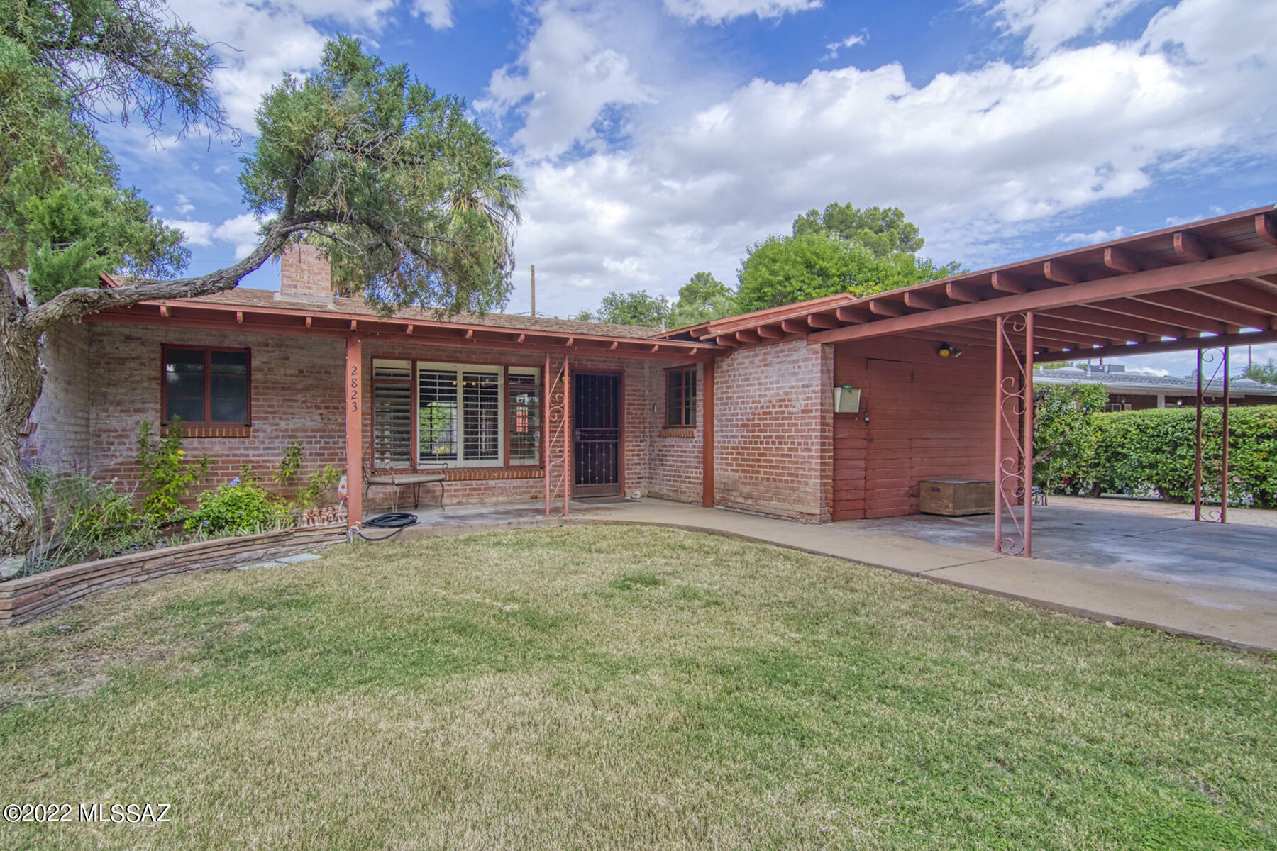 Property Photo: 2823 E McKenzie Street AZ 85716
