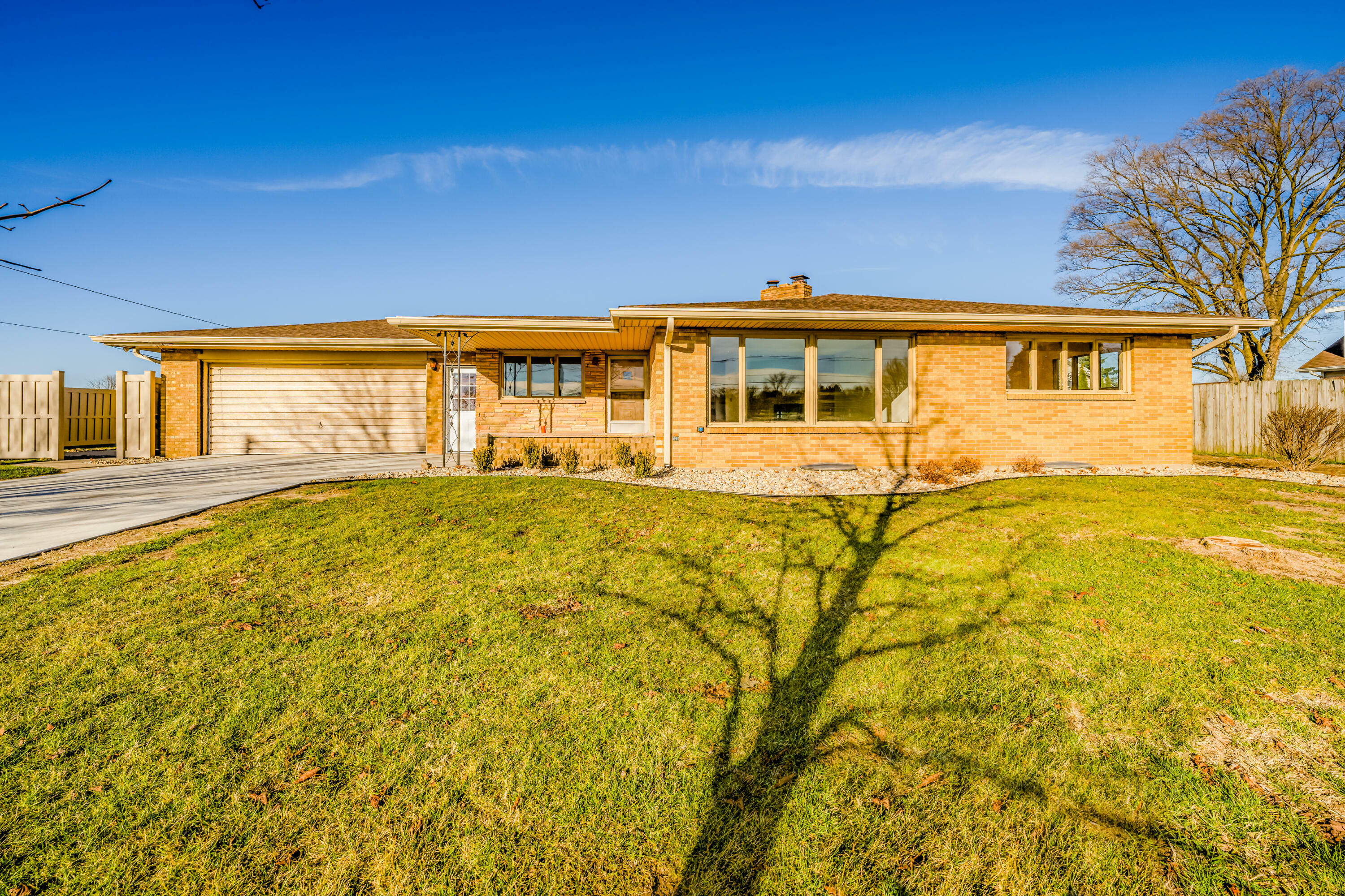 Property Photo: 1337 W John Beers Road MI 49127
