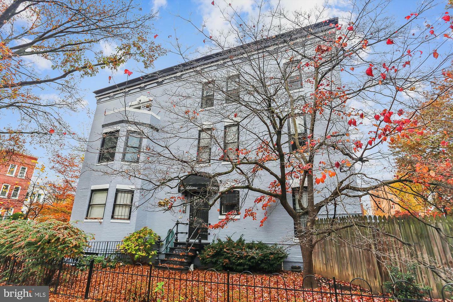 Property Photo:  1900 15th Street NW 8  DC 20009 