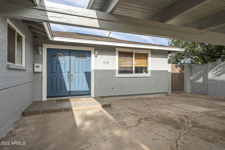 Property Photo: 7018 E Wilshire Drive AZ 85257