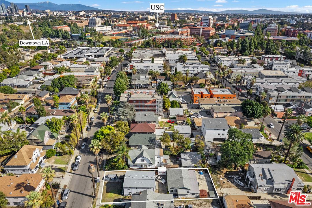 Property Photo:  1210  W 36th St  CA 90007 