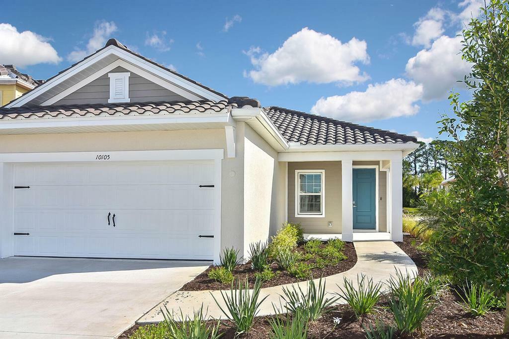 Property Photo:  10105 Canaveral Circle  FL 34241 