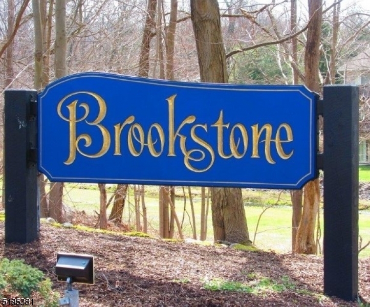12 Brookstone Cir  Parsippany-Troy Hills Twp. NJ 07950 photo