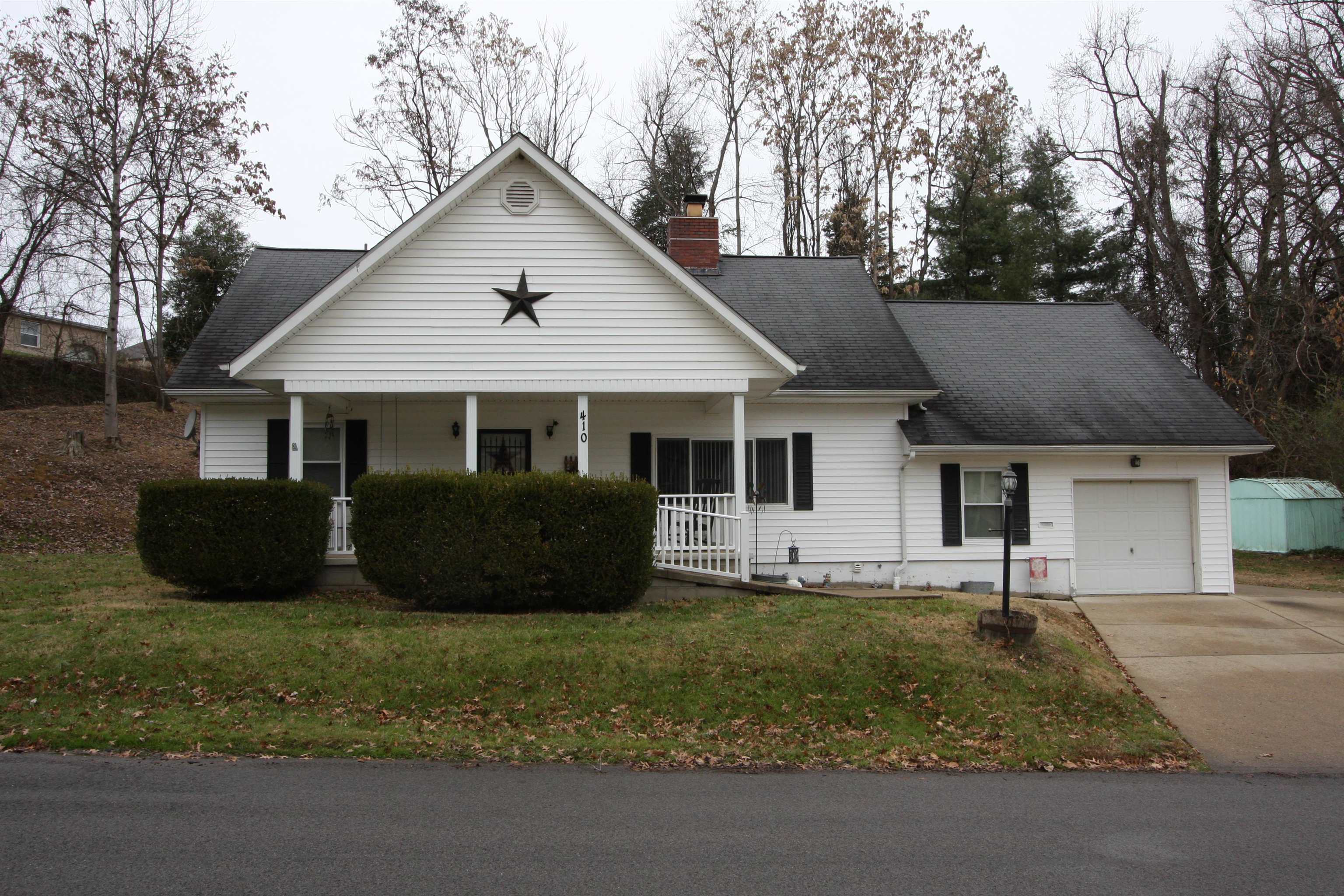 Property Photo:  410 Lower Terrace  WV 25705 