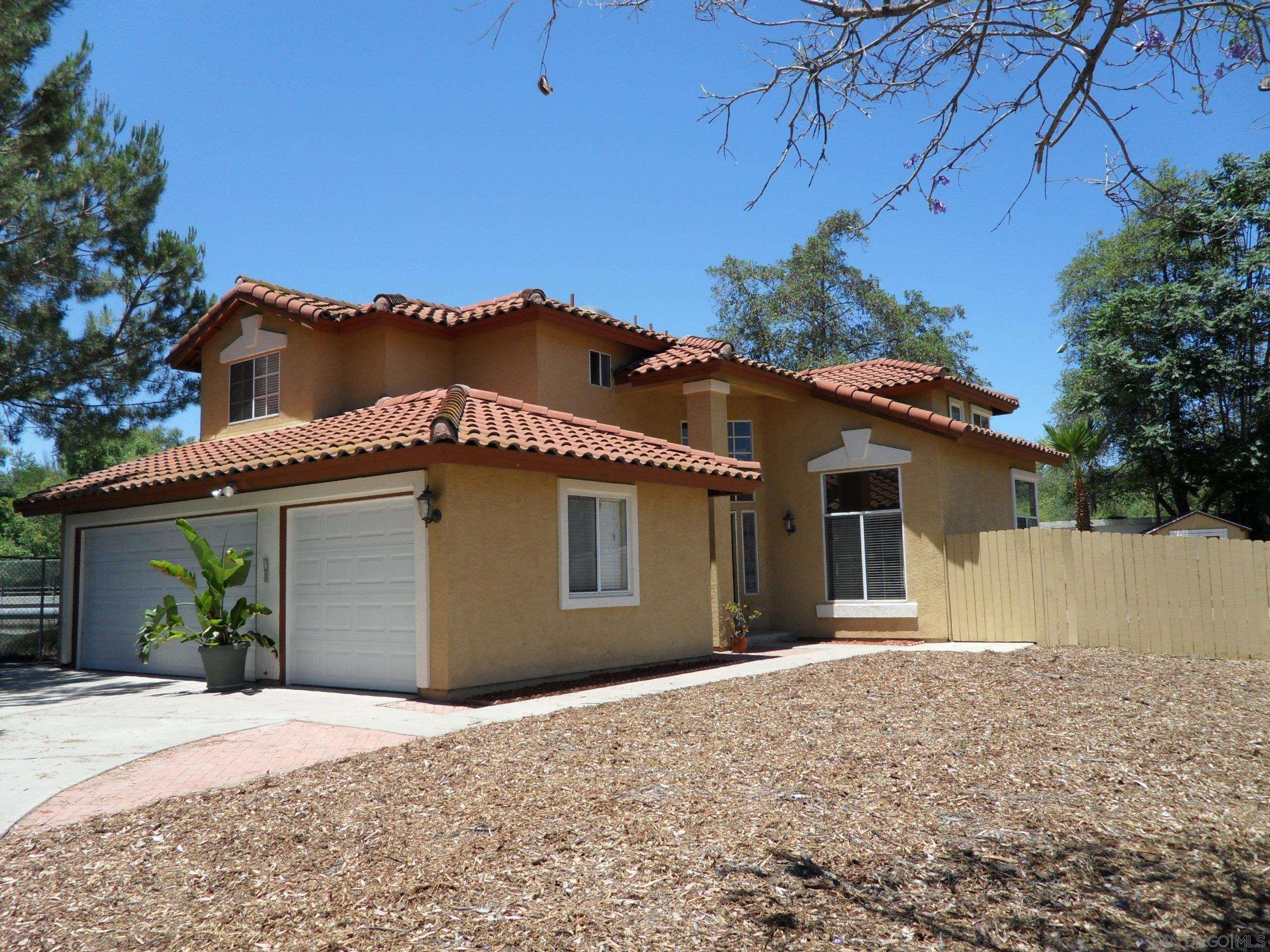 Property Photo: 2257 Brookwood Ct CA 92026