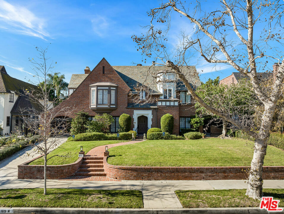 165  N Las Palmas Ave  Los Angeles CA 90004 photo