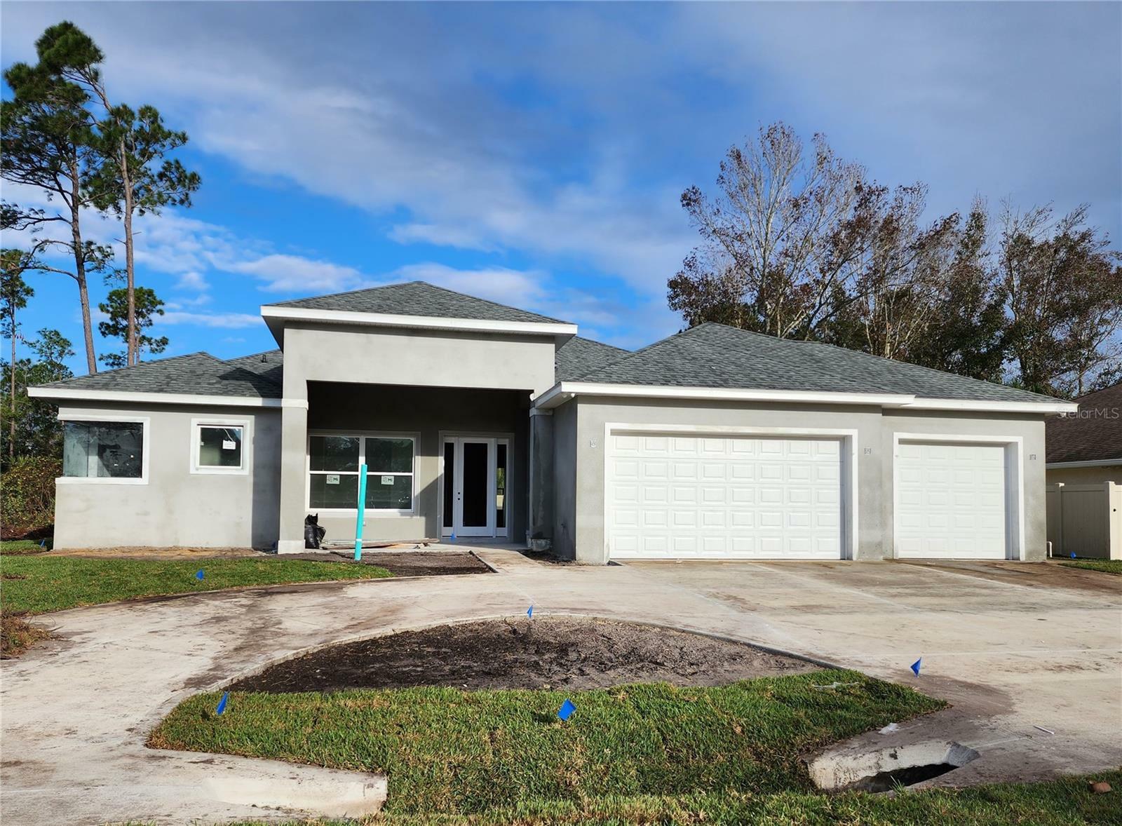 Property Photo:  14 Fenhill Lane  FL 32137 