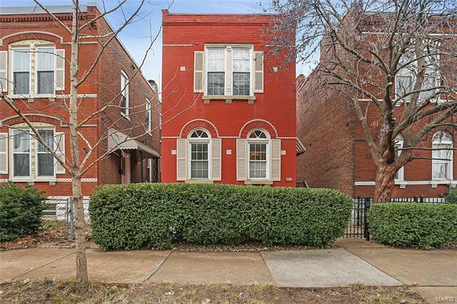 Property Photo:  2746 Meramec Street  MO 63118 