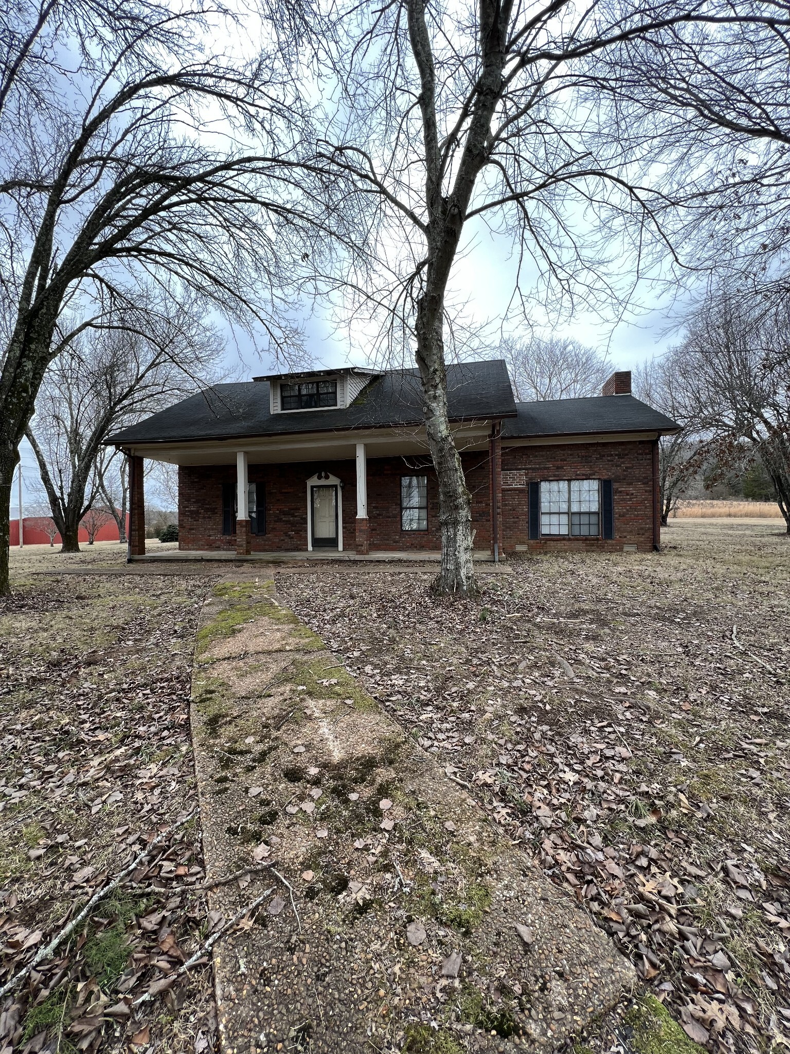Property Photo: 1645 Old Lafayette Rd TN 37074