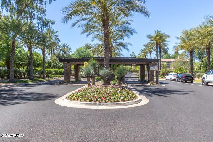 Property Photo:  7222 E Gainey Ranch Road 103  AZ 85258 