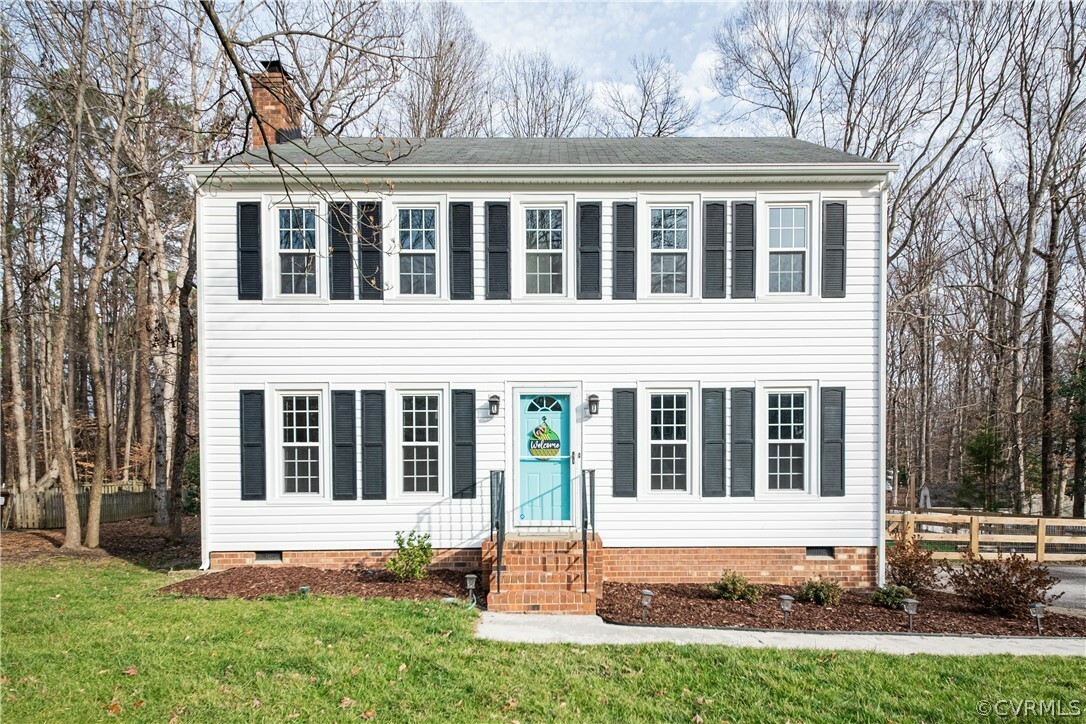 Property Photo: 2421 Crowncrest Drive VA 23233