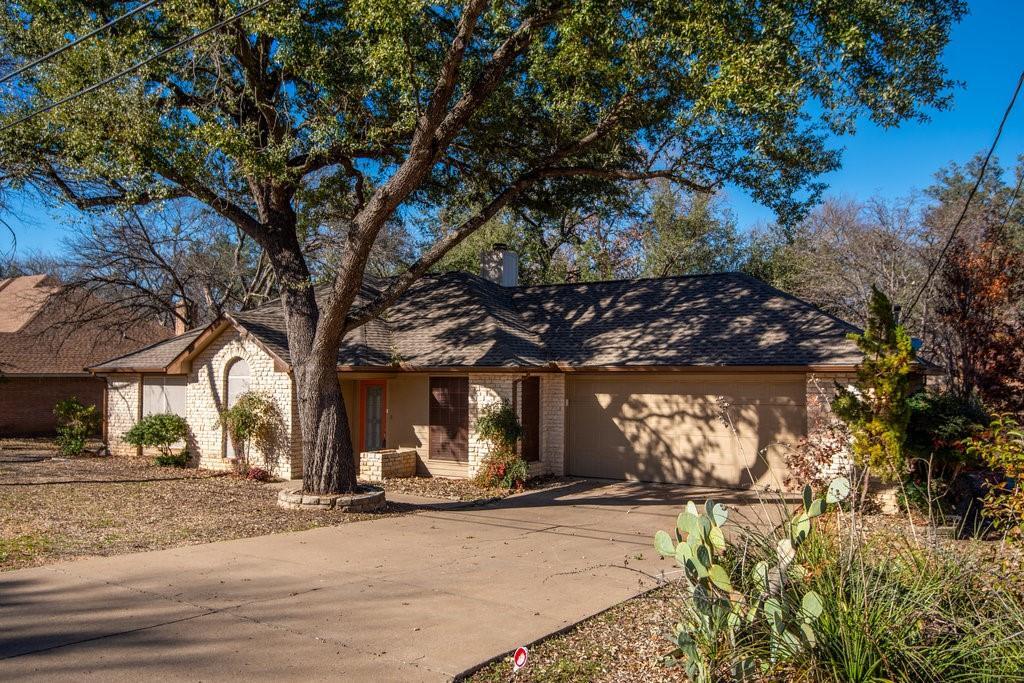 Property Photo: 4212 Mojave Drive TX 76049