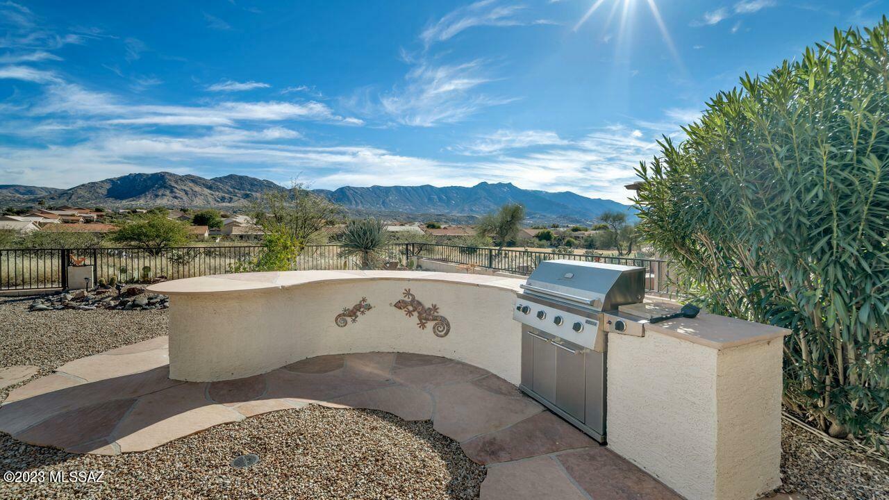 Property Photo:  36527 S Stoney Flower Drive  AZ 85739 