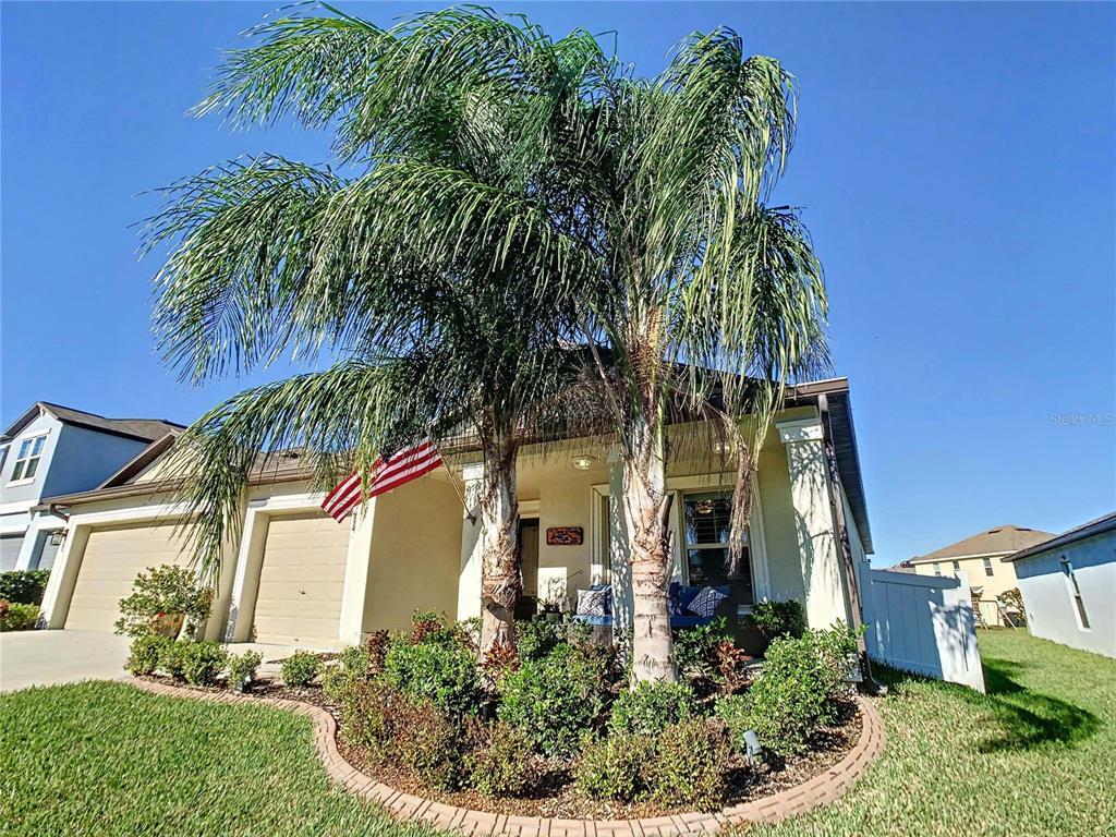 Property Photo:  6329 Cobble Bliss Street  FL 33541 