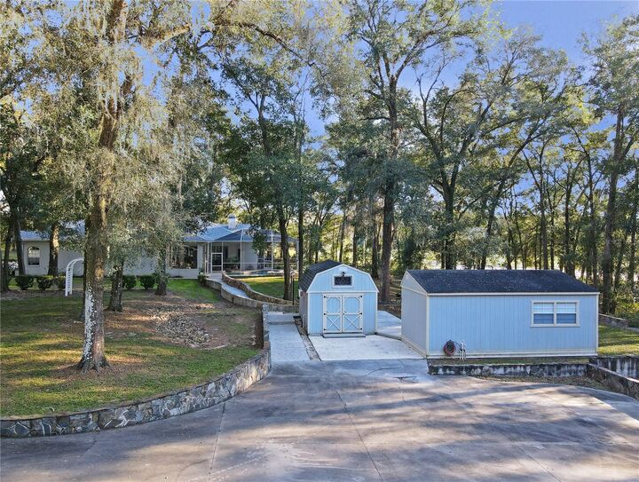 Property Photo: 37548 Sky Ridge Circle FL 33525