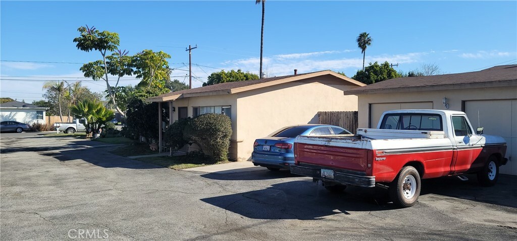 Property Photo:  241 Costa Mesa  CA 92627 