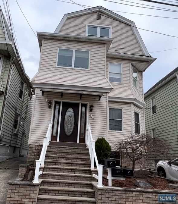 Property Photo:  294 Ivy Street 3  NJ 07032 